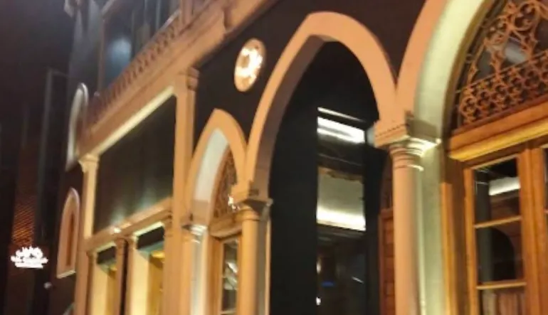 أم شريف كافيه