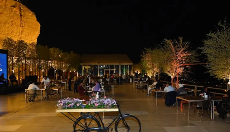 مطعم وكافيه الجبل